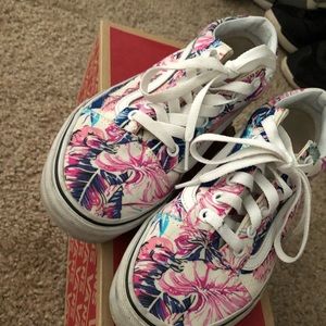 Floral vans